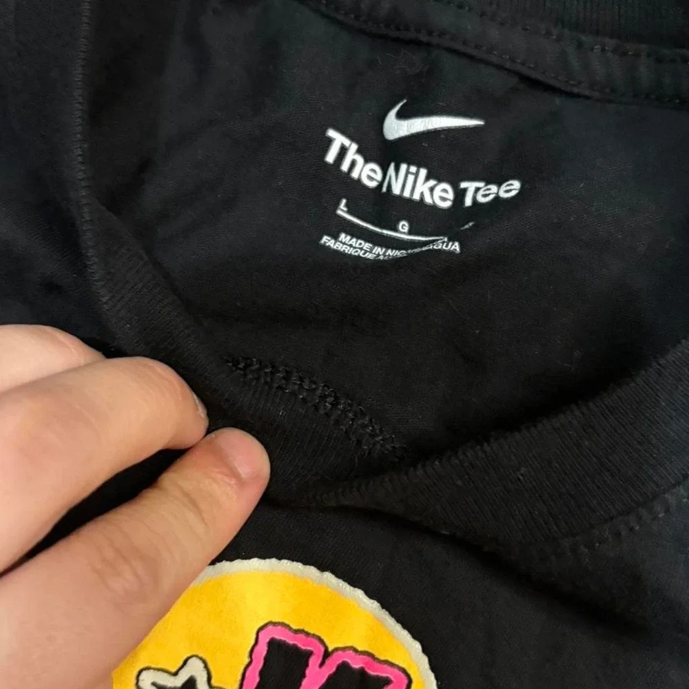 kids nike graphic tee
